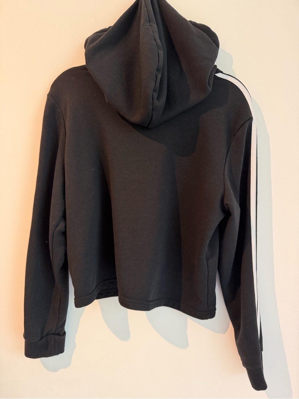 Adidas Jacket Subcategory Classification - Picture 4 of 5